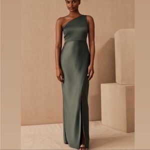Elegant One-Shoulder Green Dress
